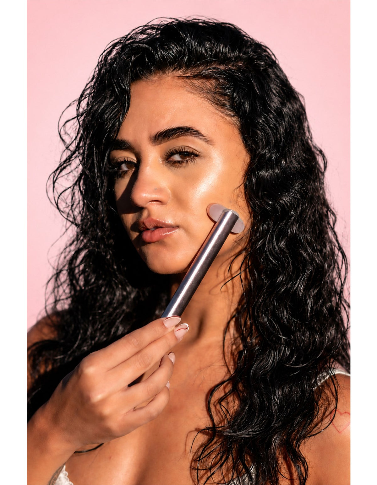 LED Light Therapy Face Wand Pink