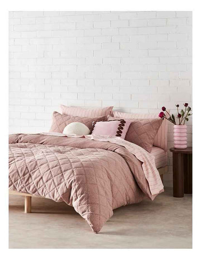 Sadie Quilted Jersey Quilt Cover Set in Pink Marle
