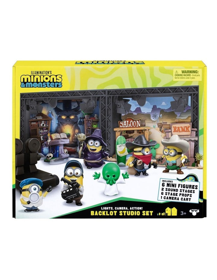 ILLUMINATION'S MINIONS & MONSTERS BACKLOT STUDIO SET