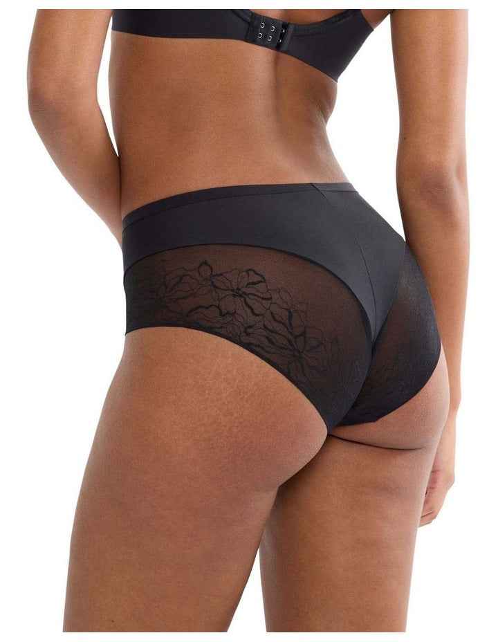 Comfort Contour Maxi Brief in Black