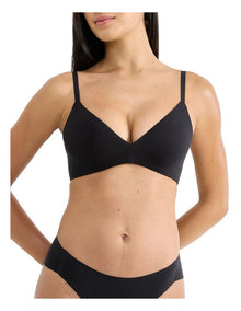 Zero Feel Pure Push-up Bra in Black