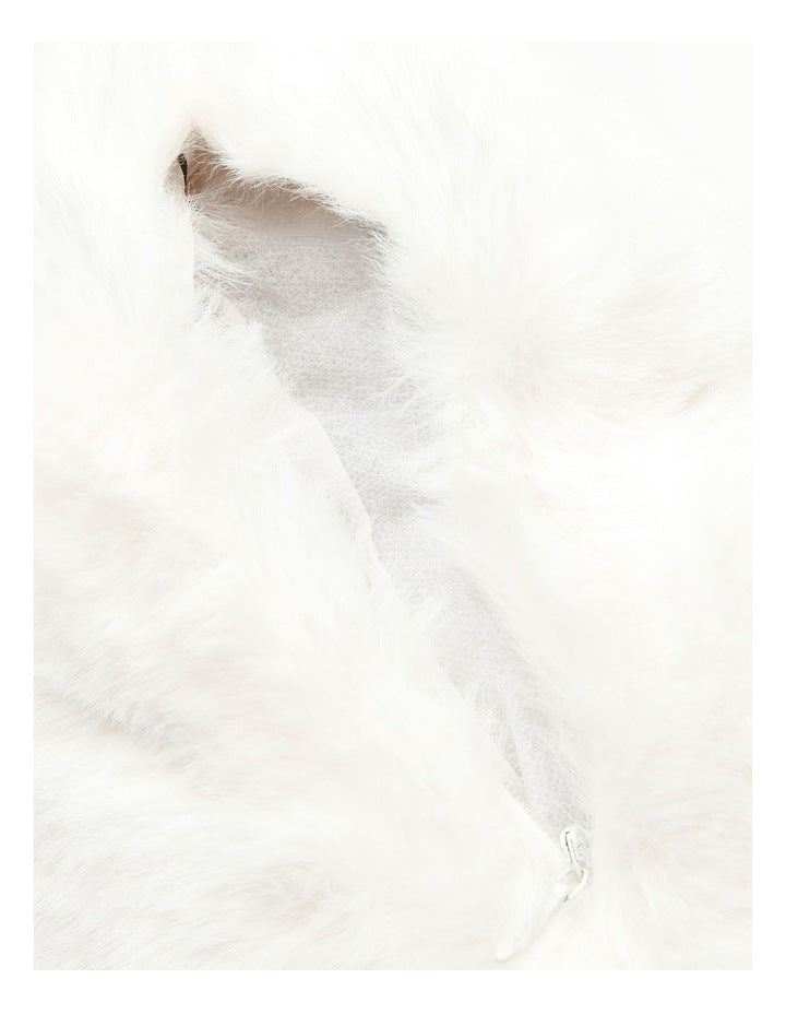 Amelie Faux Fur Cushion in Creme