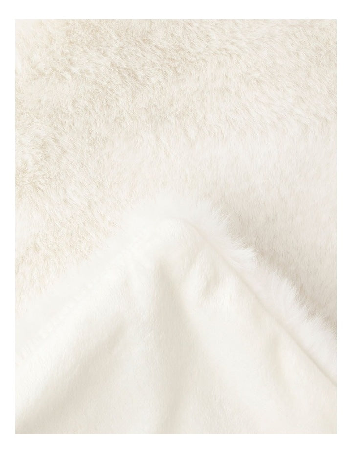 Amelie Faux Fur Throw in Creme