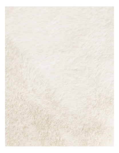 Amelie Faux Fur Throw in Creme
