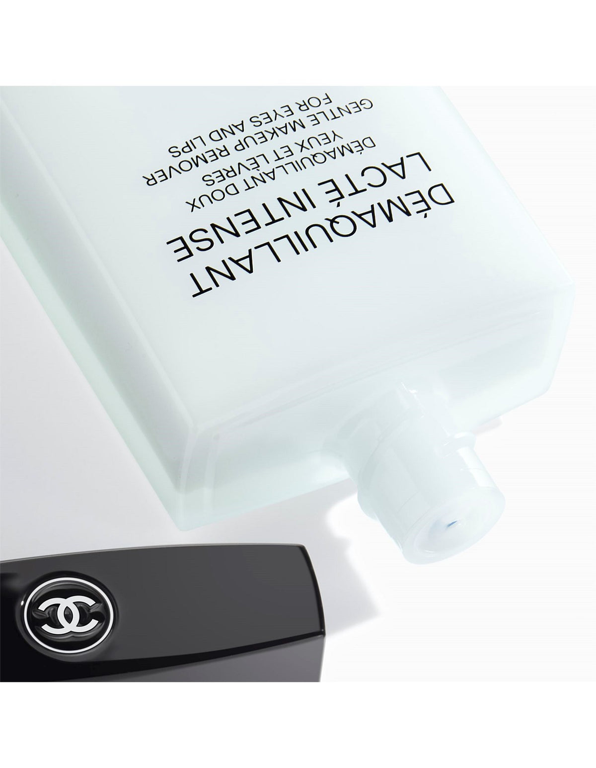 DÉMAQUILLANT LACTÉ INTENSE GENTLE MAKEUP REMOVER
