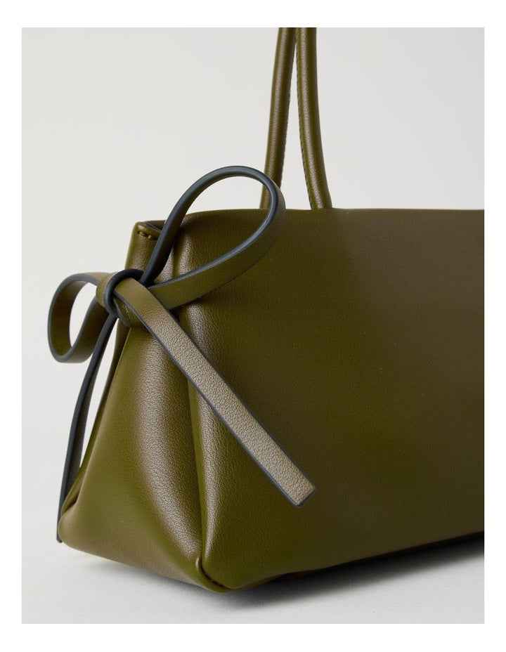 Tory Shoulder Bag in Pesto
