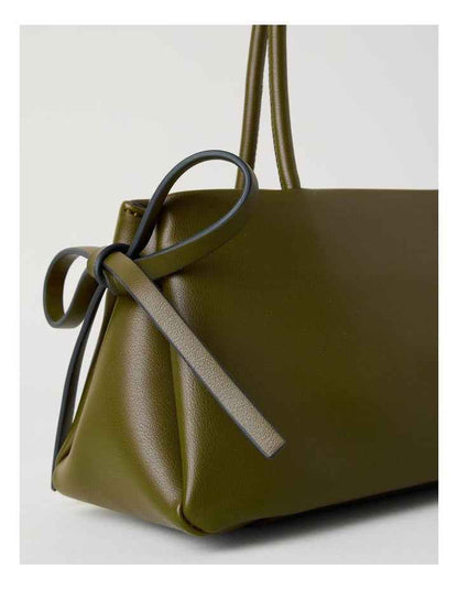 Tory Shoulder Bag in Pesto
