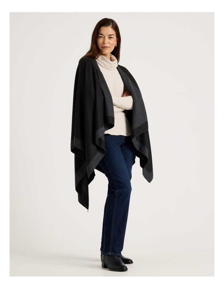 Reversible Poncho in Black