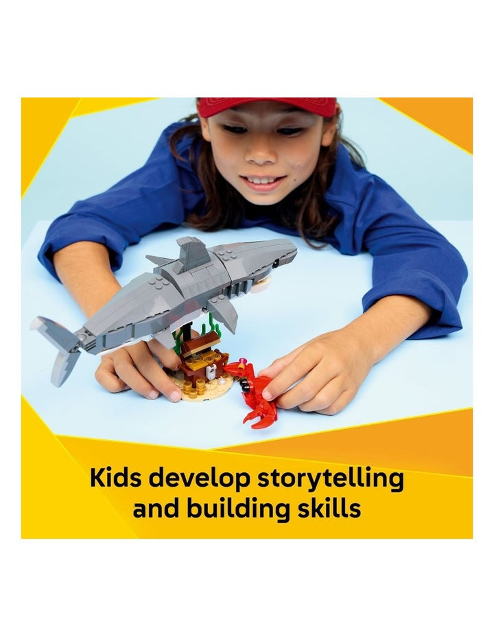 Creator Fierce Shark With A Treasure Chest 31381