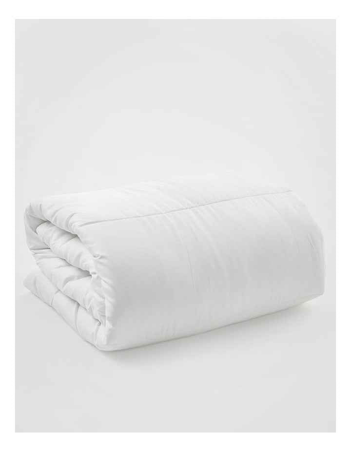 Quilt & Pillow Bed Pack in White