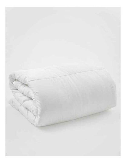 Quilt & Pillow Bed Pack in White