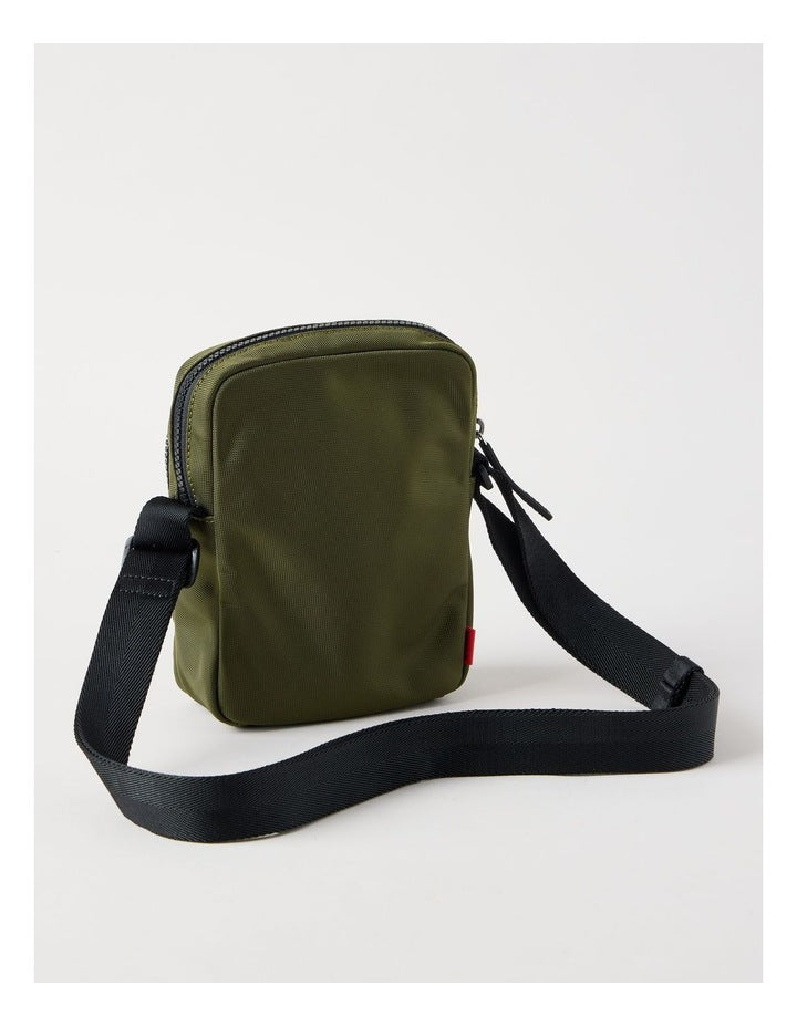 Ethon 3.0_Ns Pocket Crossbody Bag in Open Green