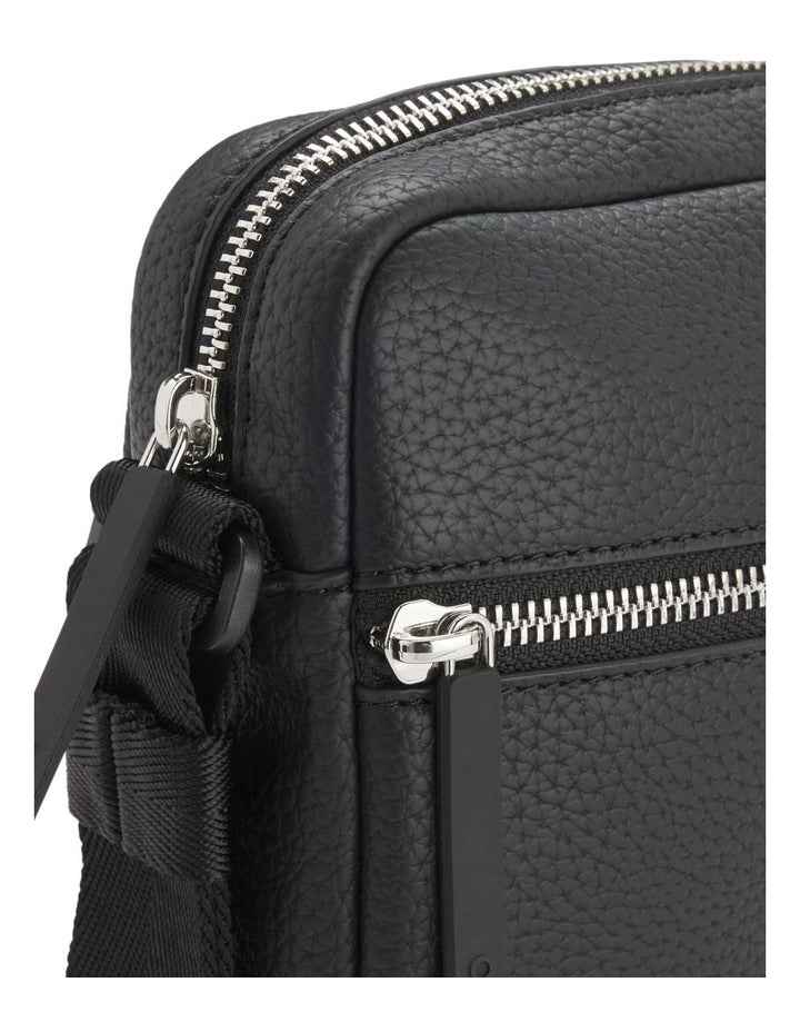 Ethon 2.0 Hi Ns Crossbody Bag in Black
