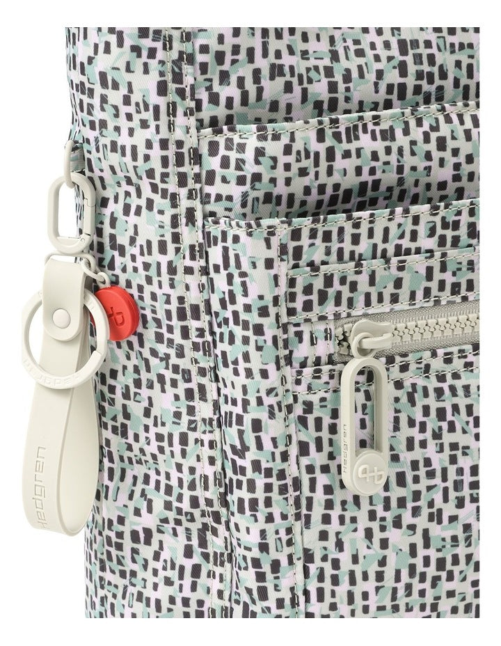 Orva Crossbody Bag in Grey Print