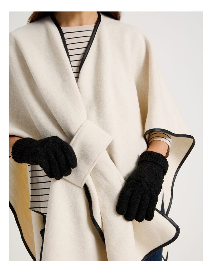 June Cable Gloves in Black