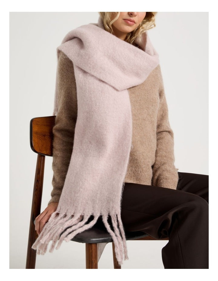 Sienna Brushed Chunky Winter Scarf in Blush