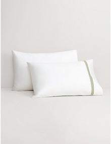 PALAIS PILLOWCASE PAIR IN SNOW/MOSS