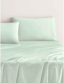 REILLY QUEEN SHEET SET IN LIGHT PEPPERMINT
