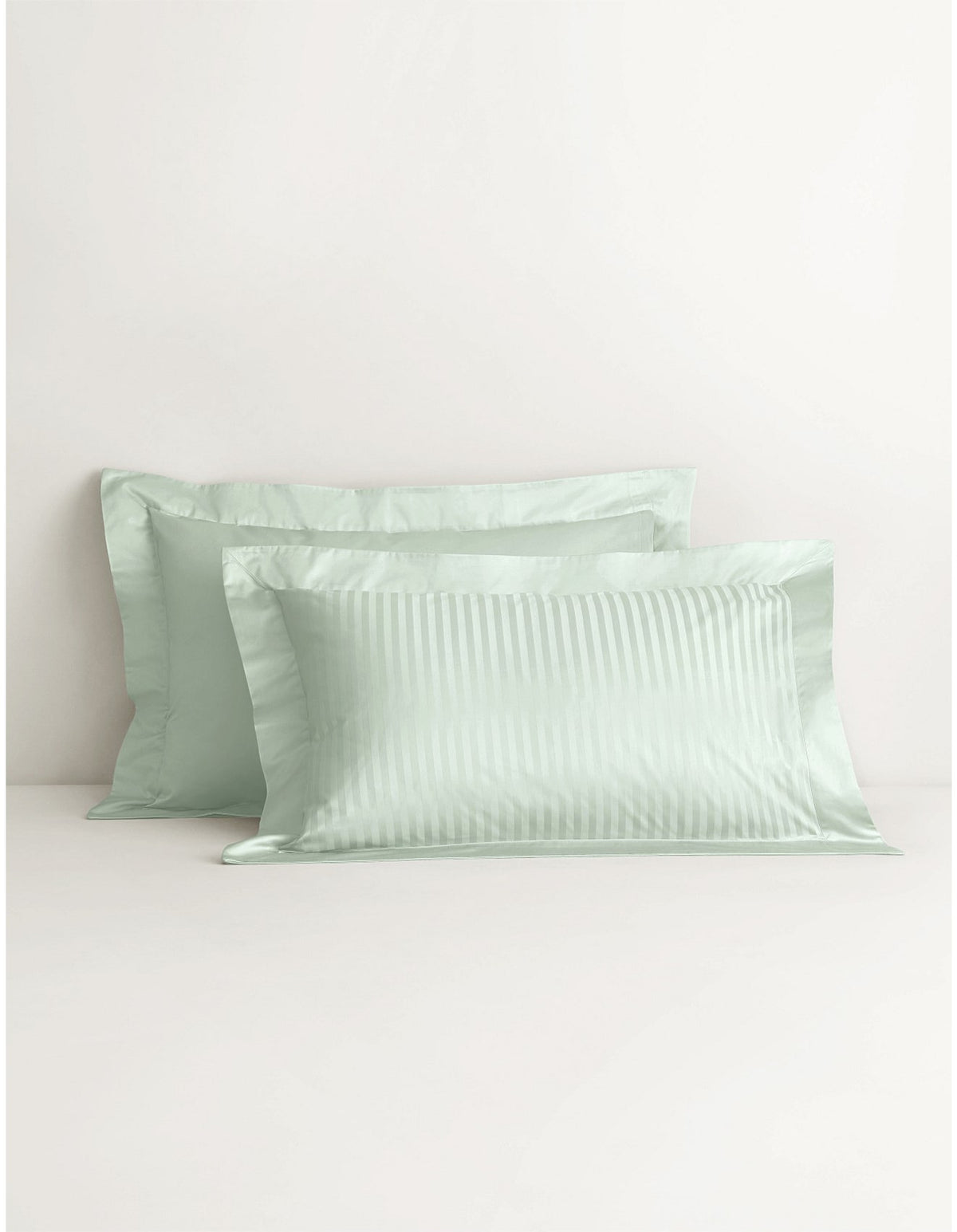 1200TC MILLENNIA TAILORED PILLOWCASE IN LIGHT PEPPERMINT