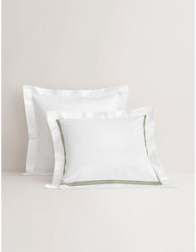 PALAIS EUROPEAN PILLOWCASE IN SNOW/MOSS