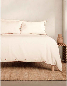 BAYLEY PIPED SINGLE QUILT COVER SET IN PORCELAIN