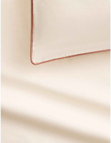 BAYLEY PIPED SINGLE QUILT COVER SET IN PORCELAIN