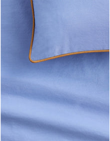 BAYLEY PIPED DOUBLE QUILT COVER SET IN CORNFLOWER