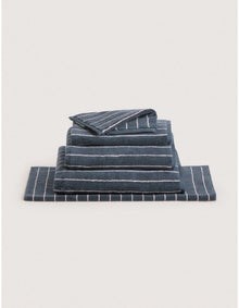 AVEN STRIPE BATH MAT IN ECLIPSE