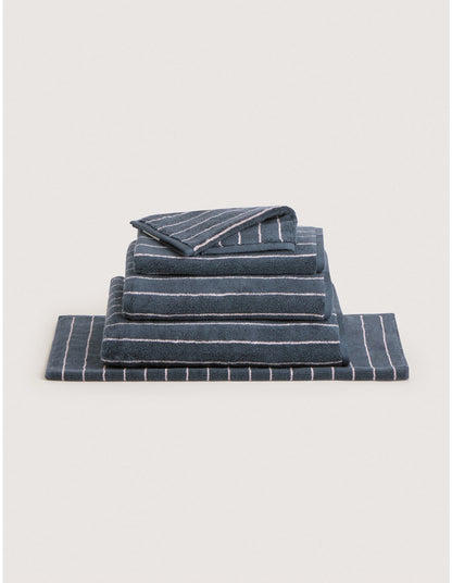 AVEN STRIPE BATH MAT IN ECLIPSE
