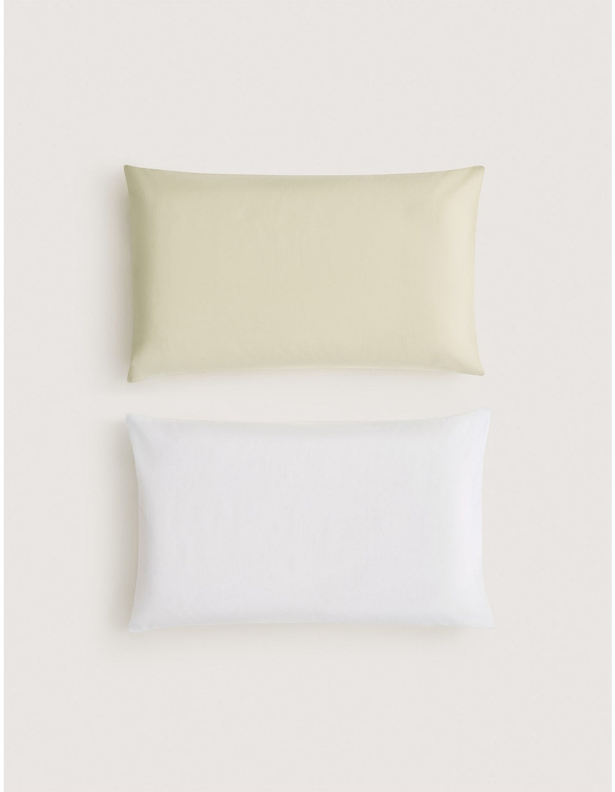 BAYLEY TRAVEL PILLOWCASE SET IN SOFT GREEN