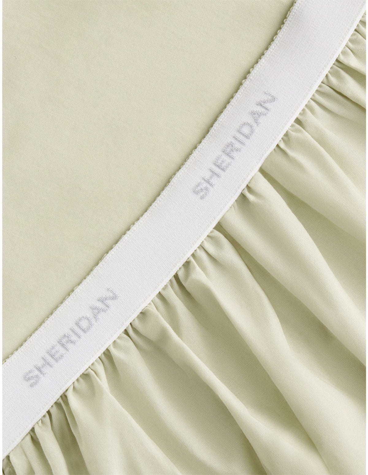 BAYLEY WASHED PERCALE KING FITTED SHEET IN SOFT GREEN