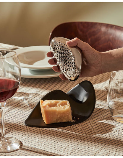 Forma Cheese Grater