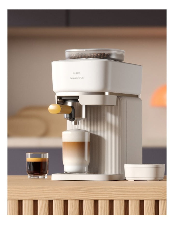 Baristina Espresso Machine BAR300/00 in Cloud White