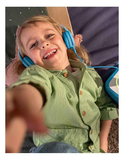 Wired Headphones in Sky Blue