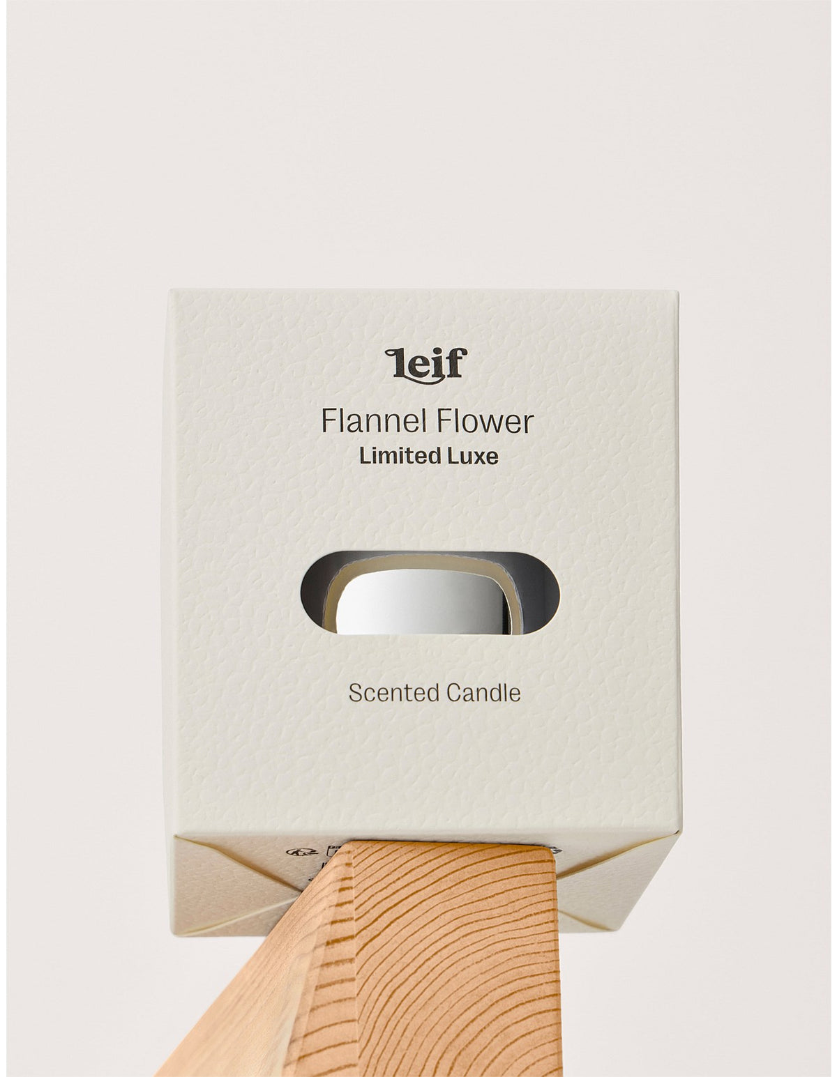 Limited Luxe Flannel Flower Candle 280g