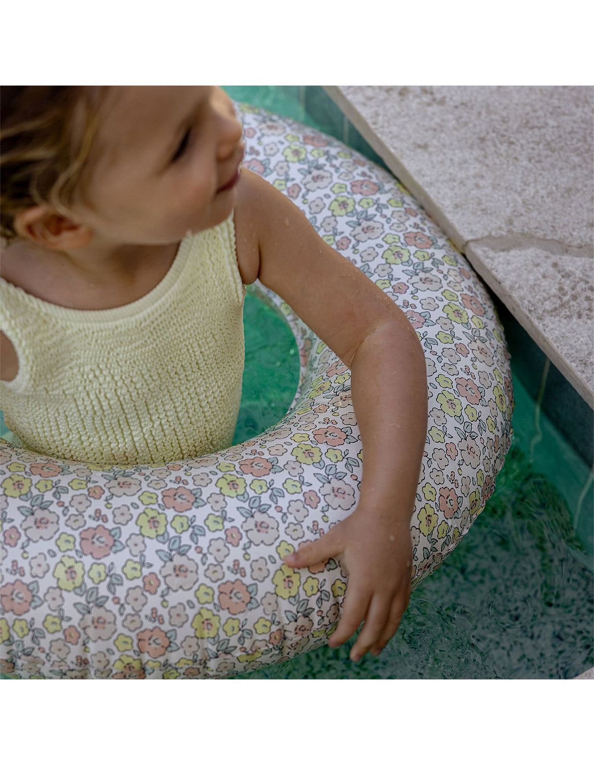 MINI POOL RING INTO THE GARDEN DITSY FLORAL