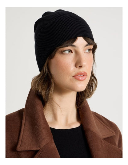 Rib Beanie in Black