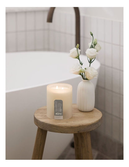 Ivory Bloom Soy Candle 300g