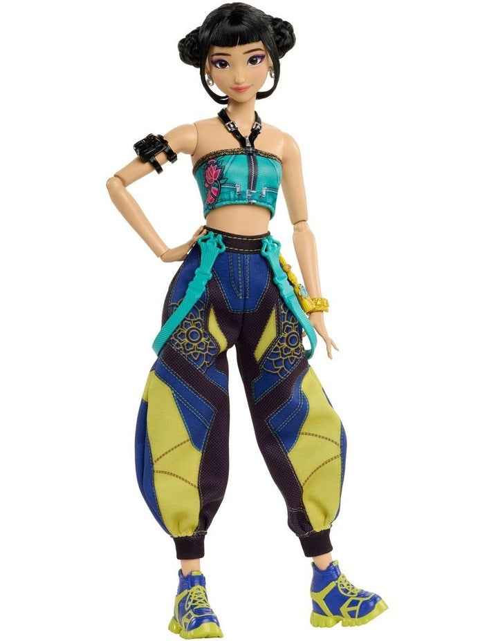 HUNTR/X Zoey Fashion Doll