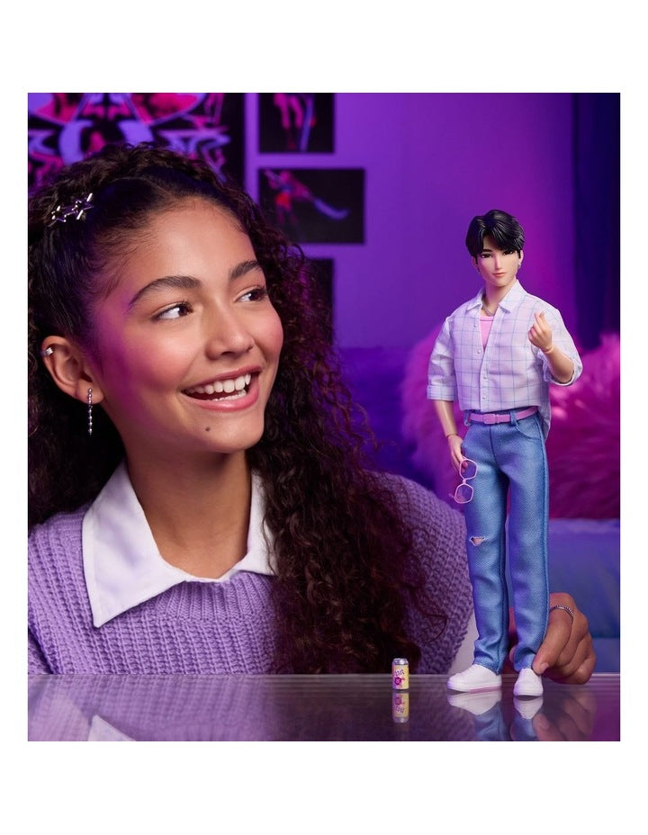 Saja Jinu Fashion Doll in Soda Pop Look with Themed Movie Accessories