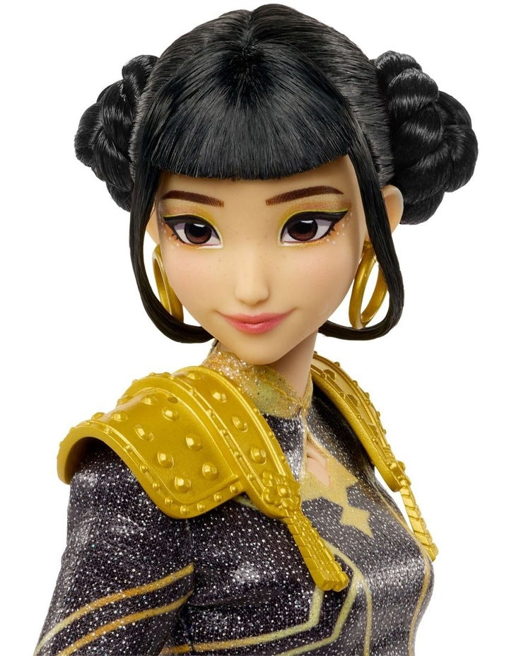 KPop Demon Hunters HUNTR/X Zoey Golden Singing Doll in Removable Outfit & 5 Posable Joints