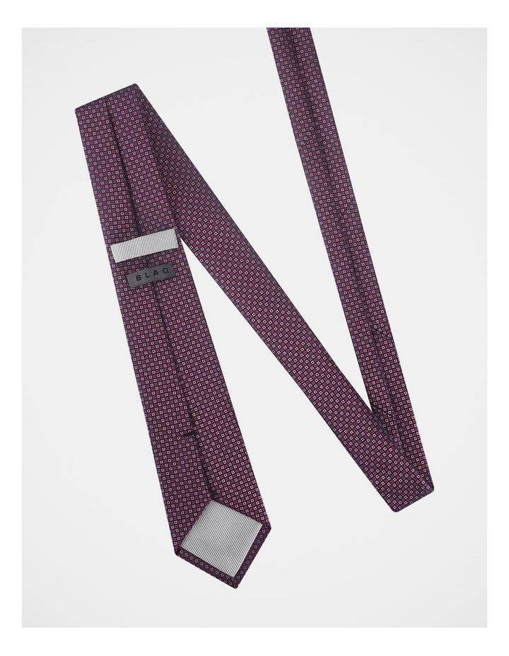 Diamond Tie in Fuchsia