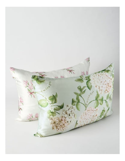 Luxe Silk Pillowcase in Hydrangea