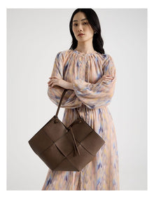 Bowie Tote Bag in Tan