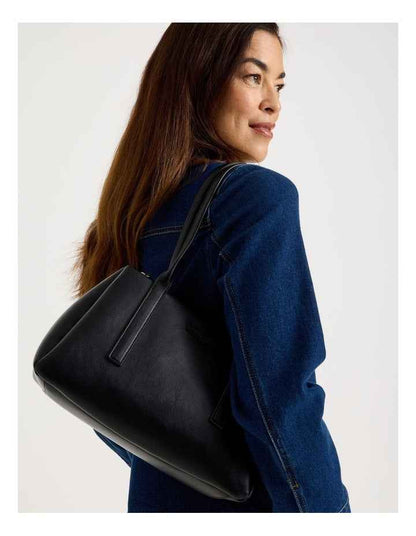 Linda Shoulder Bag in Black