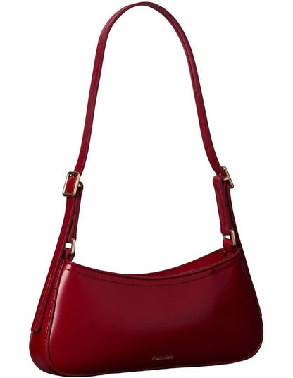 Shoulder Bag in Bordeaux