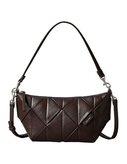 Woven Shoulder Bag in Brown