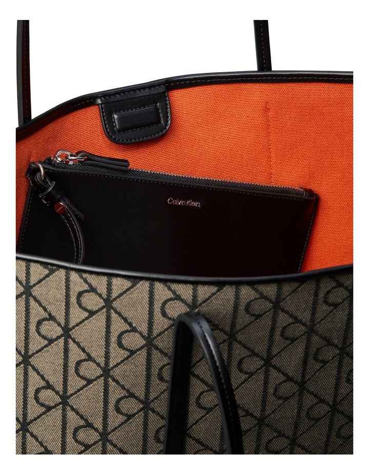 Emblem Aop Tote Bag in Grey