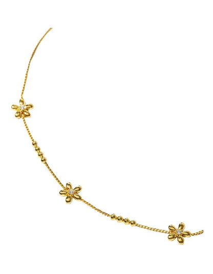 Tiny Flower Necklace in Gold