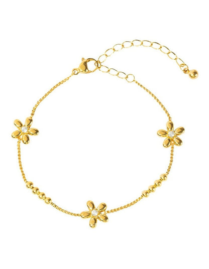 Tiny Flower Bracelet in Gold